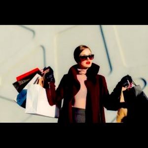 Meet your Posher, Leila